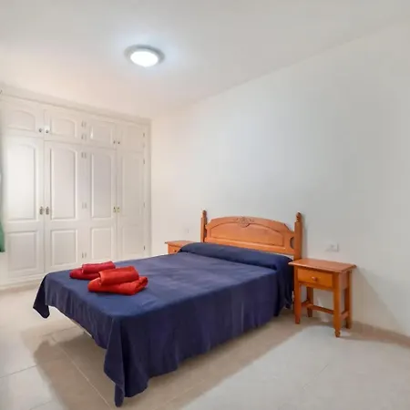 2 Urban Pulse: 80 M² De Vida San Isidro (Tenerife)